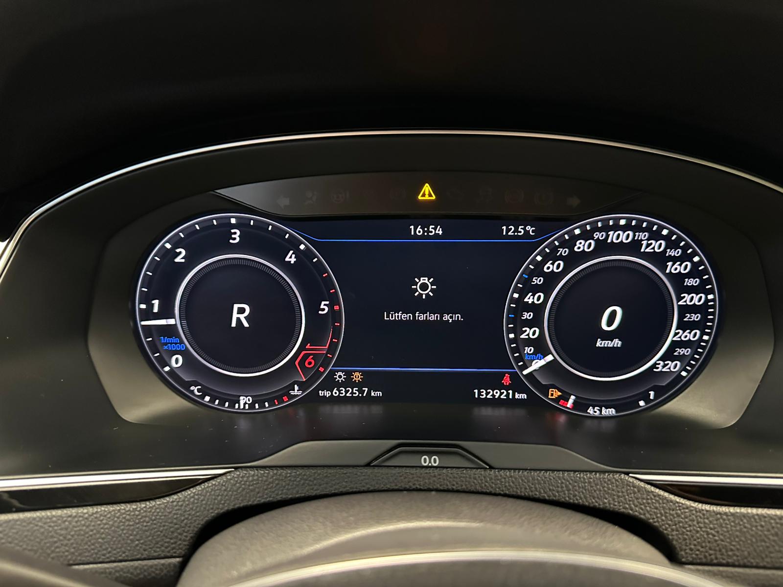 VOLKSWAGEN PASSAT 24